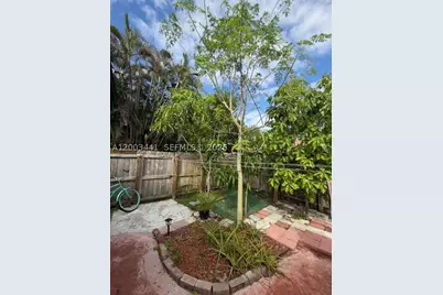 10331 Holly, Pembroke Pines, FL 33026 - Photo 21