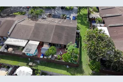 10331 Holly, Pembroke Pines, FL 33026 - Photo 3