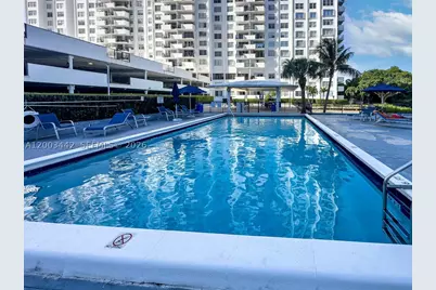 2750 NE 183rd #407, Aventura, FL 33160 - Photo 13