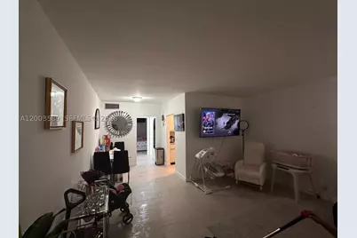 230 SW 11th #14, Hallandale Beach, FL 33009 - Photo 5