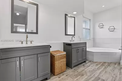 19010 NW 23rd, Pembroke Pines, FL 33029 - Photo 21