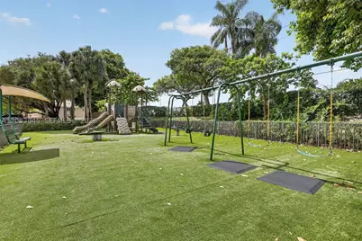 19010 NW 23rd, Pembroke Pines, FL 33029 - Photo 43