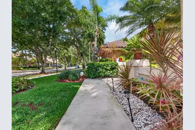 1025 Creekford, Weston, FL 33326 - Photo 47