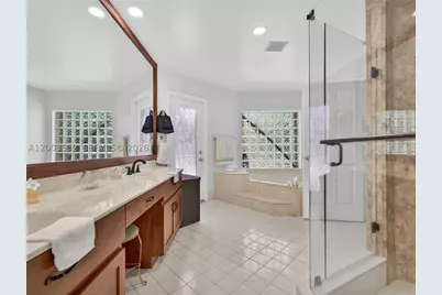 1025 Creekford, Weston, FL 33326 - Photo 59