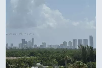 2020 NE 135th #810, North Miami, FL 33181 - Photo 41