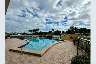 2020 NE 135th #810, North Miami, FL 33181 - Photo 33