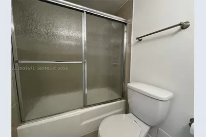 2020 NE 135th #810, North Miami, FL 33181 - Photo 15