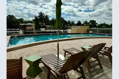 2020 NE 135th #810, North Miami, FL 33181 - Photo 31