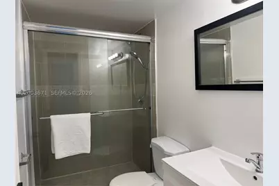 2020 NE 135th #810, North Miami, FL 33181 - Photo 9