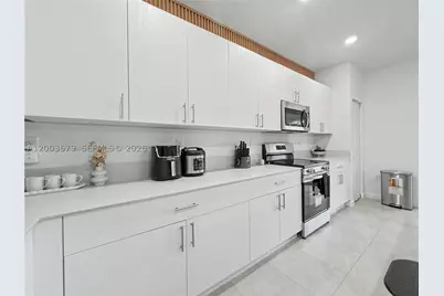 13218 SW 189th, Miami, FL 33177 - Photo 23