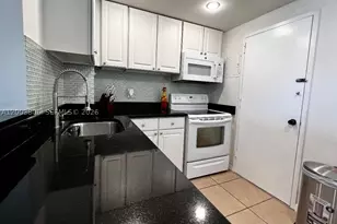 401 Golden Isles, Hallandale Beach, FL 33009 - Photo 15