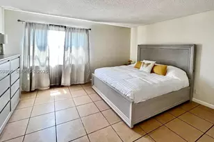 401 Golden Isles, Hallandale Beach, FL 33009 - Photo 17