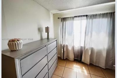 401 Golden Isles #1011, Hallandale Beach, FL 33009 - Photo 23
