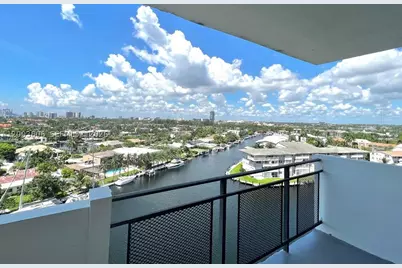 401 Golden Isles #1011, Hallandale Beach, FL 33009 - Photo 31