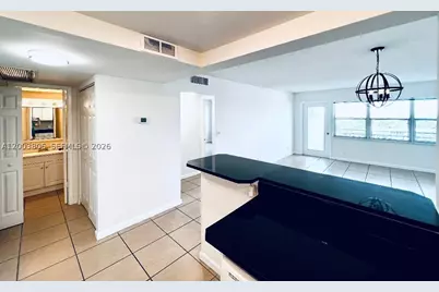 401 Golden Isles #1011, Hallandale Beach, FL 33009 - Photo 27