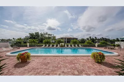 401 Golden Isles #1011, Hallandale Beach, FL 33009 - Photo 41