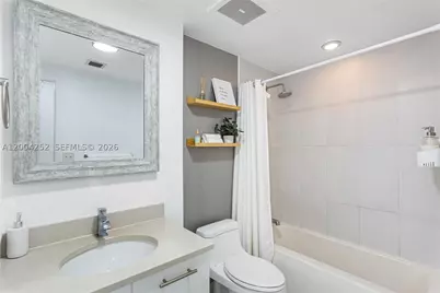 3250 NE 1st #913, Miami, FL 33137 - Photo 9