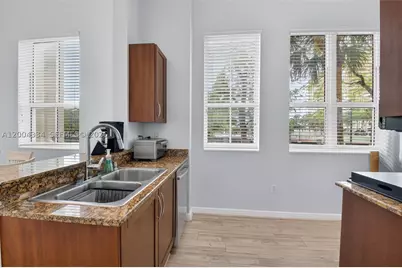 350 N Federal #TH102S, Boynton Beach, FL 33435 - Photo 13