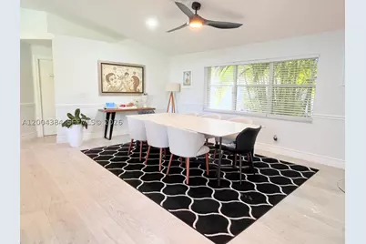 765 Bayside, Weston, FL 33326 - Photo 13