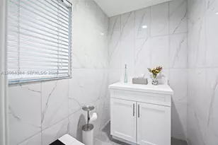 765 Bayside, Weston, FL 33326 - Photo 19