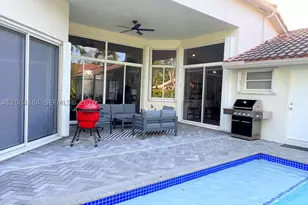 765 Bayside, Weston, FL 33326 - Photo 31