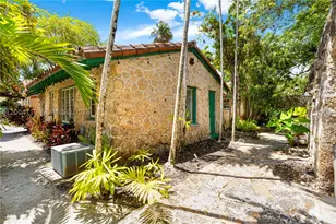 1301 Milan, Coral Gables, FL 33134 - Photo 23