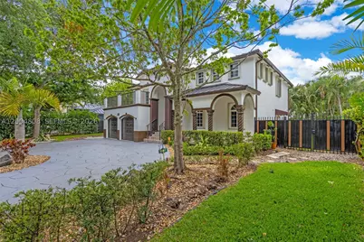16230 NW 84th, Miami Lakes, FL 33016 - Photo 3