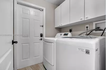 16230 NW 84th, Miami Lakes, FL 33016 - Photo 15
