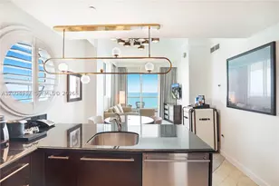 4391 Collins, Miami Beach, FL 33140 - Photo 17
