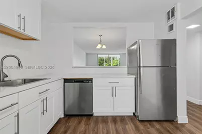 1402 NW 80th #302, Margate, FL 33063 - Photo 5