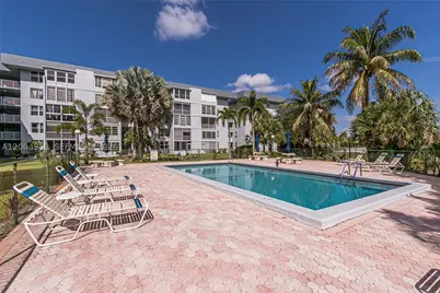 1402 NW 80th #302, Margate, FL 33063 - Photo 27