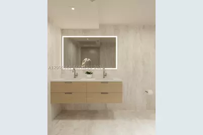 250 Collins #201, Miami Beach, FL 33139 - Photo 11