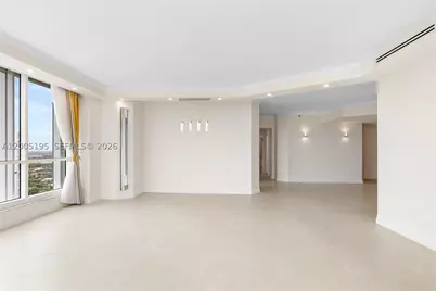 21150 Point #LPH 2902, Aventura, FL 33180 - Photo 9