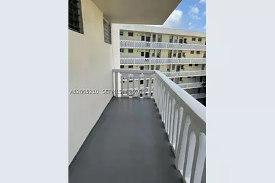 2861 Leonard #F514, Aventura, FL 33160 - Photo 19