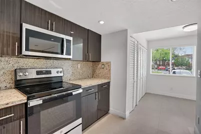845 NW 91st, Plantation, FL 33324 - Photo 13