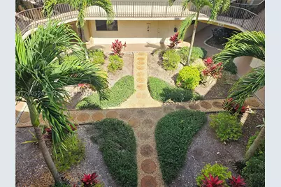 8005 SW 107th #305, Miami, FL 33173 - Photo 3