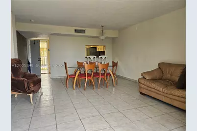 8005 SW 107th #305, Miami, FL 33173 - Photo 5