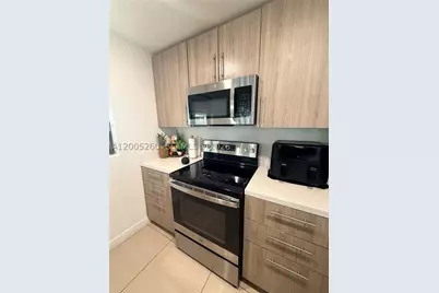 102 NW 10th, Florida City, FL 33034 - Photo 13