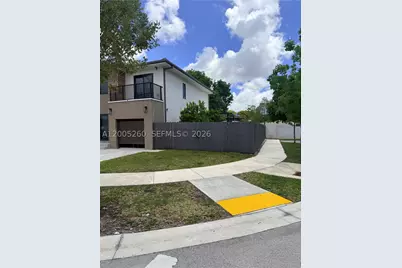 102 NW 10th, Florida City, FL 33034 - Photo 3