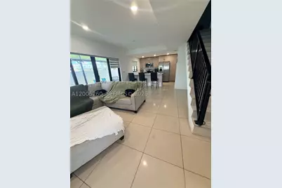 102 NW 10th, Florida City, FL 33034 - Photo 9