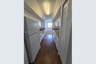 11730 SW 2nd #12208, Pembroke Pines, FL 33025 - Photo 5