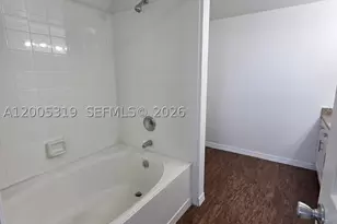 11730 SW 2nd, Pembroke Pines, FL 33025 - Photo 11