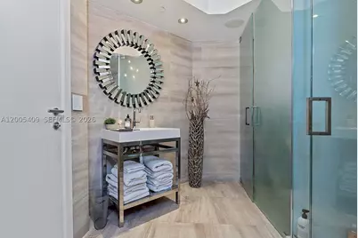 10 Venetian #804, Miami Beach, FL 33139 - Photo 15
