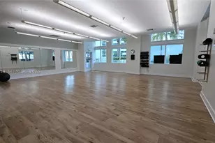 1900 N Bayshore, Miami, FL 33132 - Photo 21