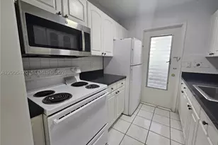 1719 Wiley, Hollywood, FL 33020 - Photo 7