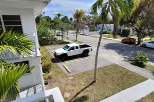 1719 Wiley, Hollywood, FL 33020 - Photo 21