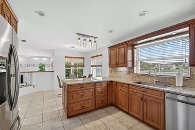 7753 Cedar Hurst, Lake Worth, FL 33467 - Photo 11