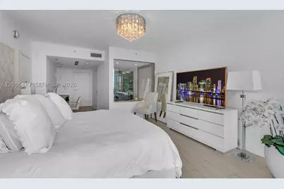 200 Biscayne Boulevard #3407, Miami, FL 33131 - Photo 7