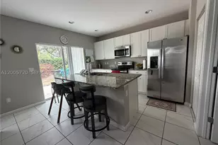 2231 NW Treviso, Port Saint Lucie, FL 34986 - Photo 5