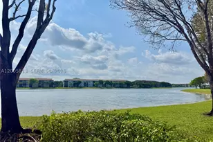 571 SW 141st, Pembroke Pines, FL 33027 - Photo 1